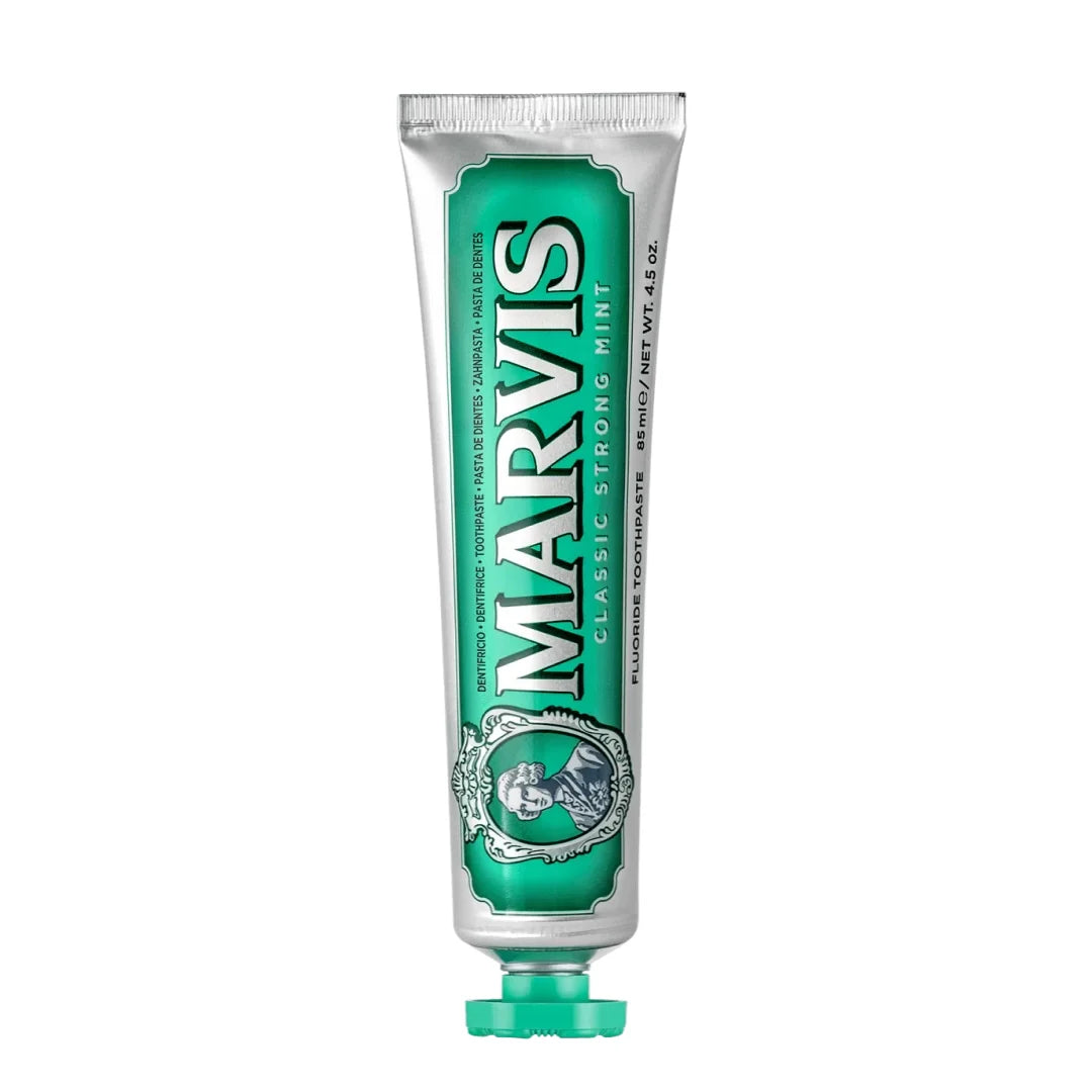 https://cdn.shopify.com/s/files/1/0235/6687/6752/files/marvis-classic-strong-mint-toothpaste_8004395111701_DarBeauty.webp?v=1751281011